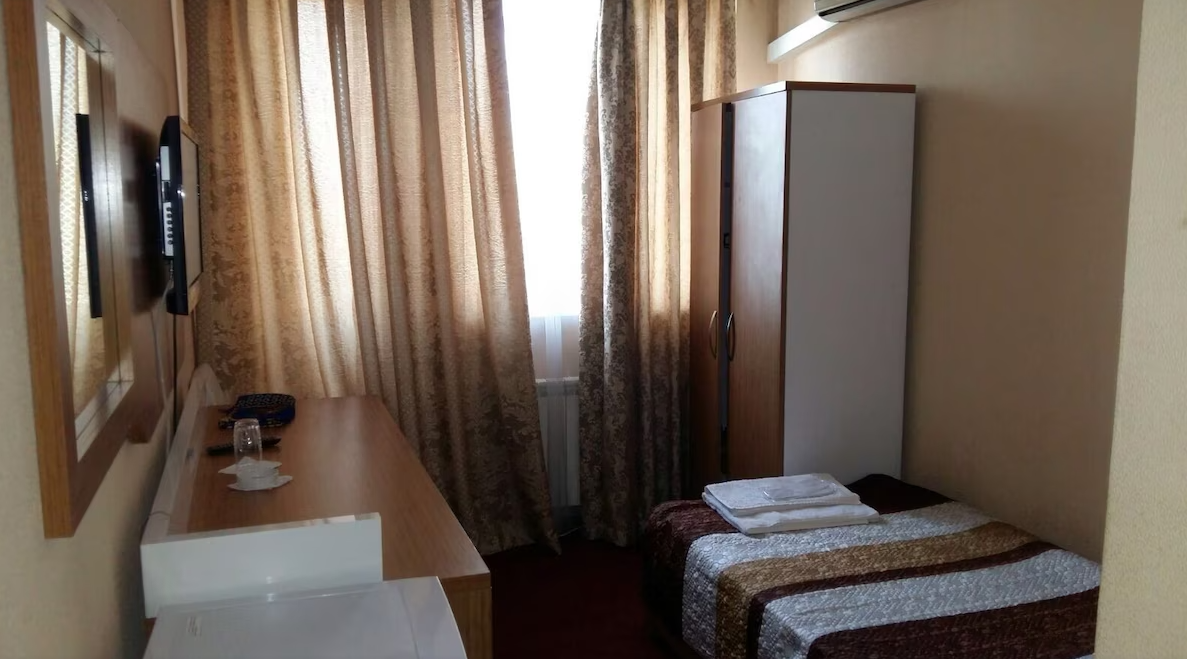 Таудағы секс туралы суреттер Мен оның есегін сиқым келеді (фото)